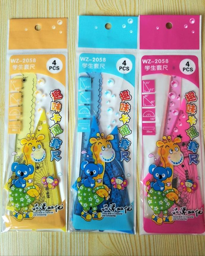 Bộ 4 Thước Kẻ Hình Hươu Cao Cổ Đáng Yêu Tiện Lợi