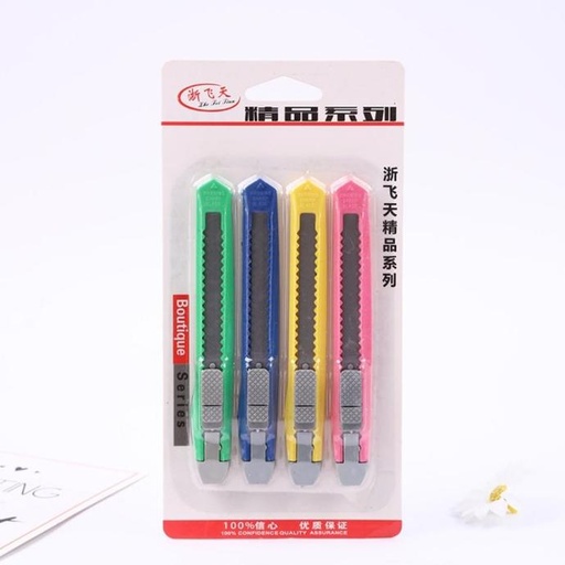 [WHNR001040] Vỉ 4 dao rọc giấy ZFT